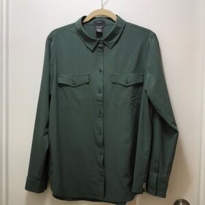 Women’s Eddie Bauer Long-Sleeve shirt